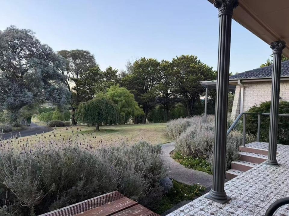 4BR Little Hartley Country Escape, Nature Views House in Kanimbla