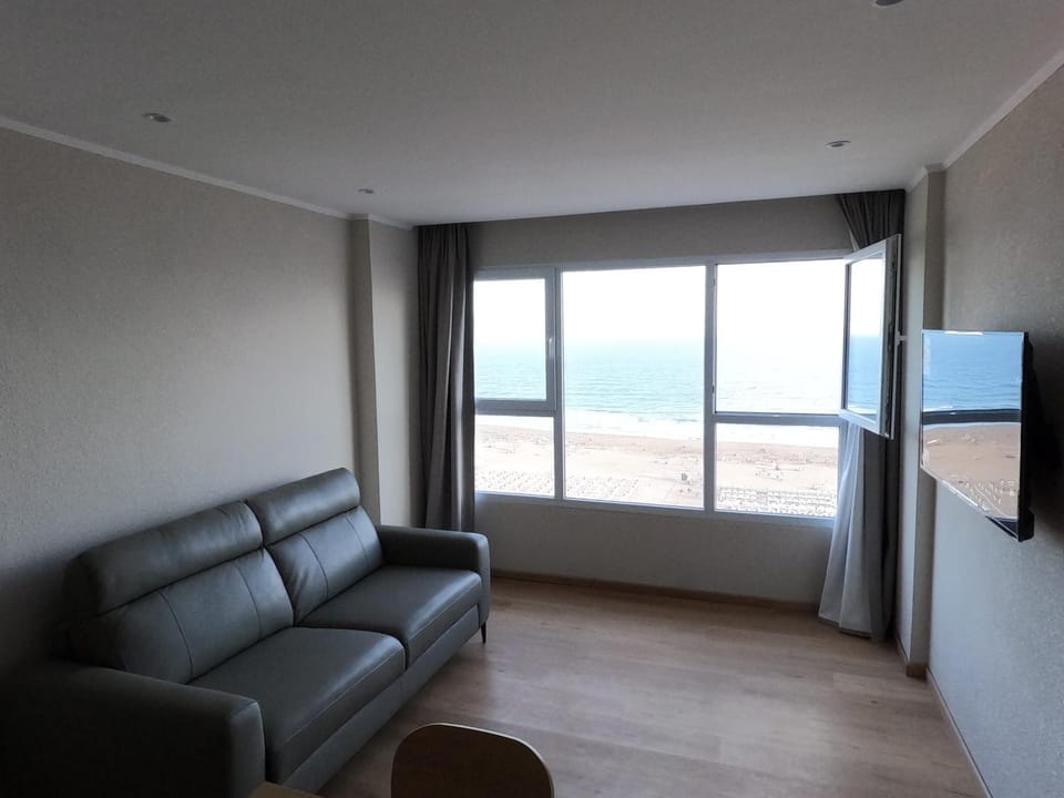 ocean and park views Apartment in Necochea
