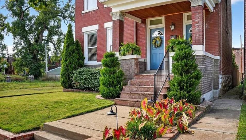 Cozy STL Stay Near Forest Park ABODEbucks House in Saint Louis