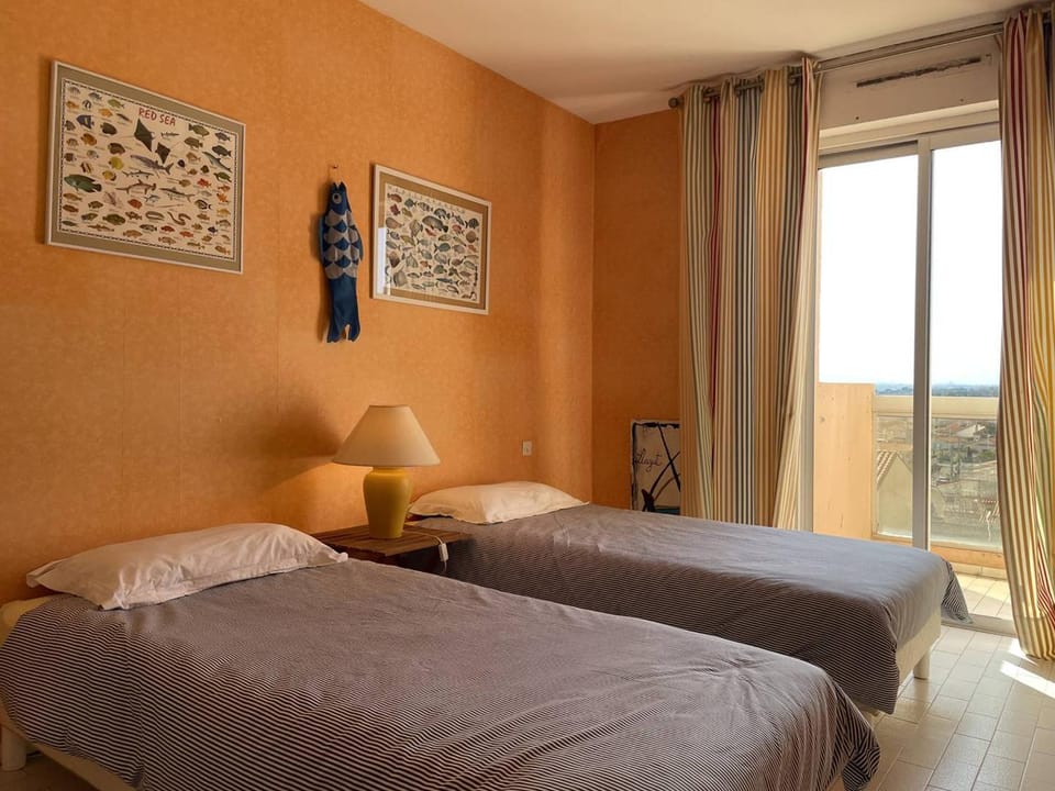 Appartement cosy T3 avec terrasse à Canet-en-Roussillon - FR-1-833-37 Apartment in Canet-en-Roussillon
