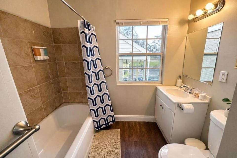 Central 1BR Birmingham Stay Near Downtown & UAB Apartment in Birmingham