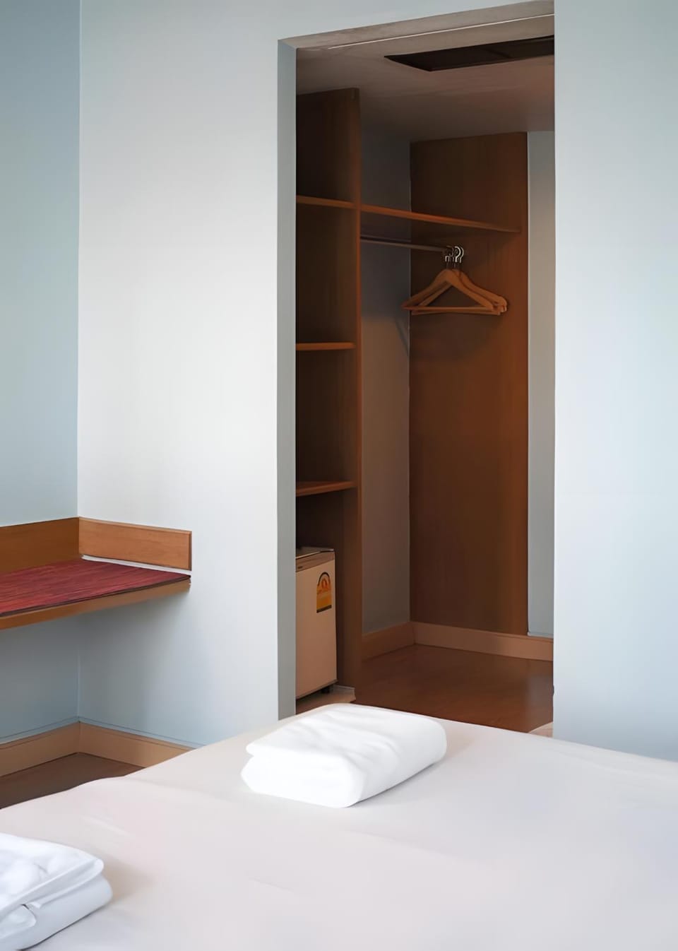 Bed, Photo of the whole room, Bedroom, towels, wardrobe