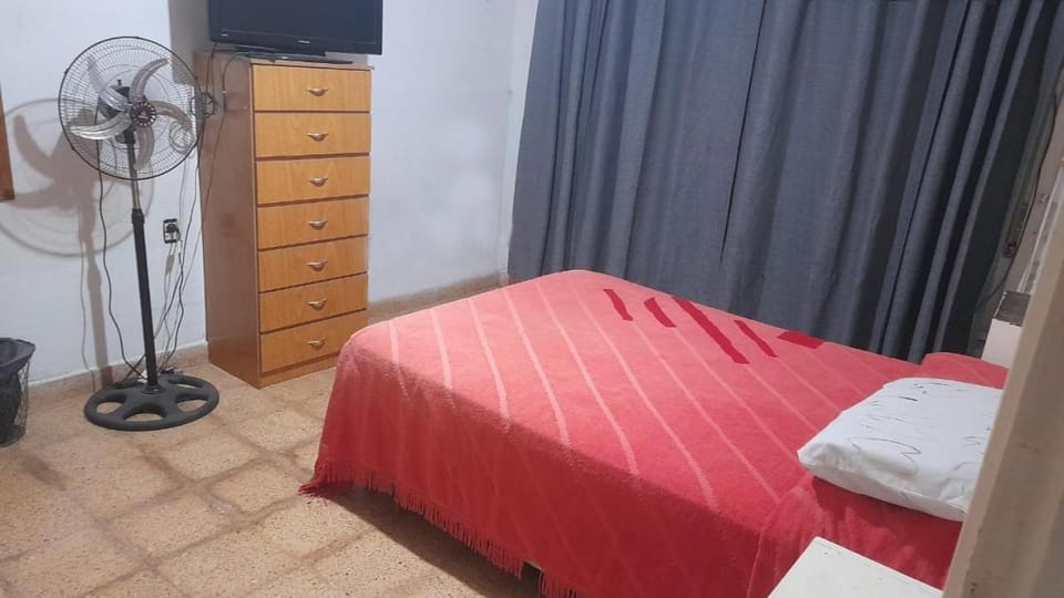 Habitacion con baño compartido Olga Vacation rental in Alta Gracia