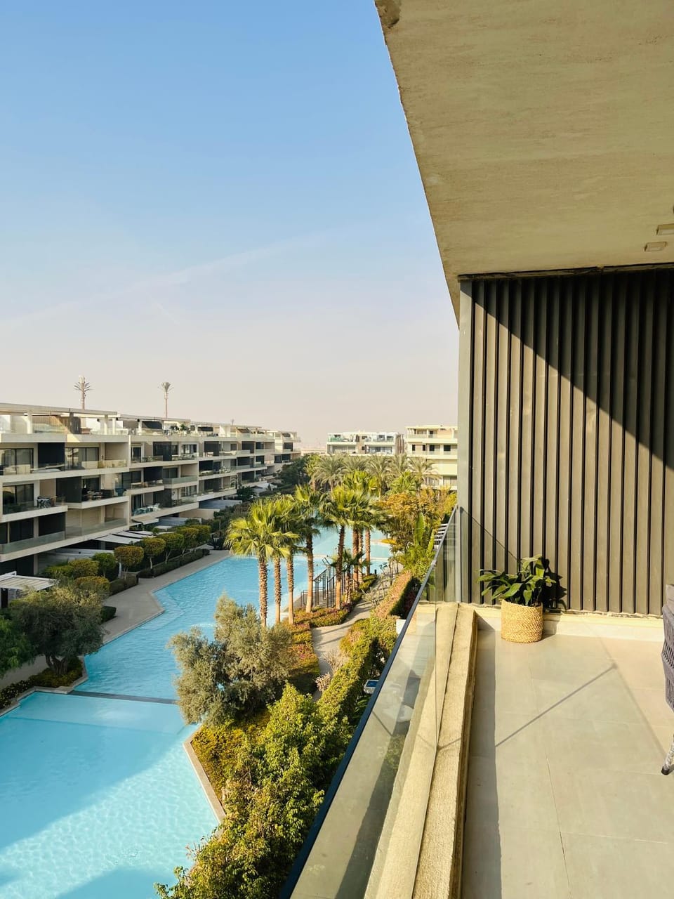 Property building, Day, Natural landscape, View (from property/room), Balcony/Terrace, Pool view, Swimming pool