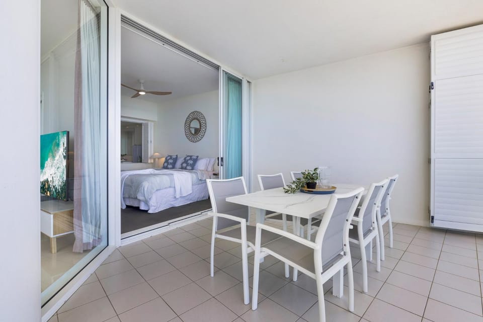Patio, Balcony/Terrace, Seating area, Bedroom