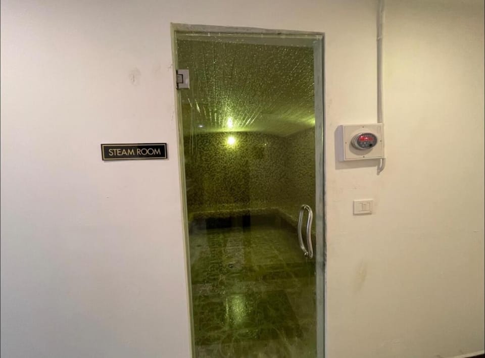 Grand Avenue - Central Pattaya Apartment in Pattaya City