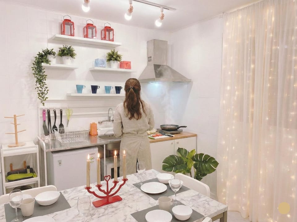 Kitchen or kitchenette, kitchen