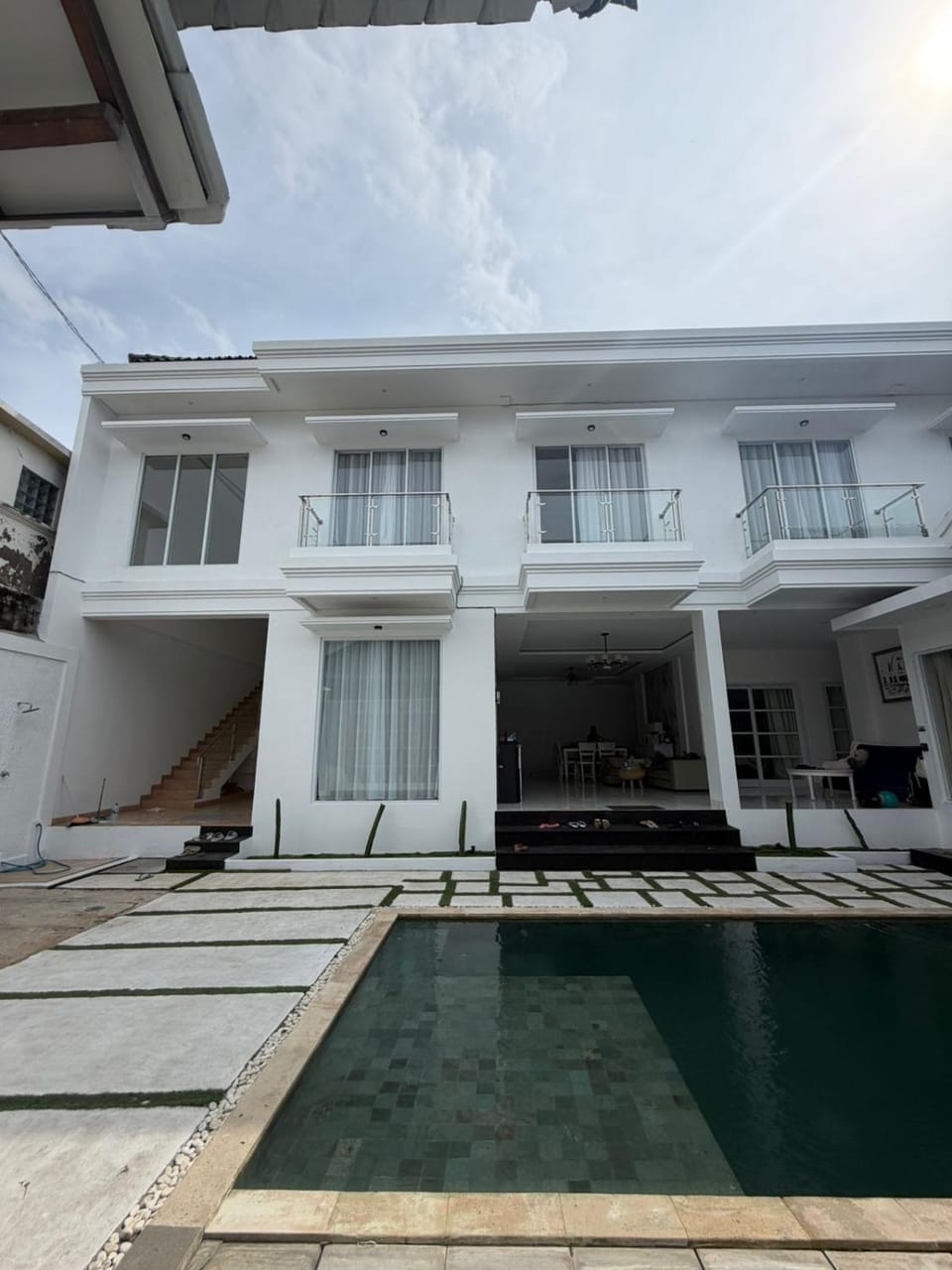 Property building, Swimming pool