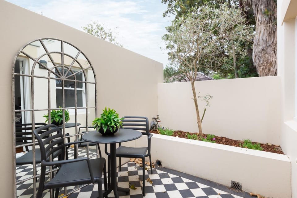 Designer Studio in Grand Manor 20 min From Sydney Apartment in Marrickville