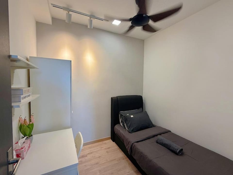 Bed, Bedroom, wardrobe