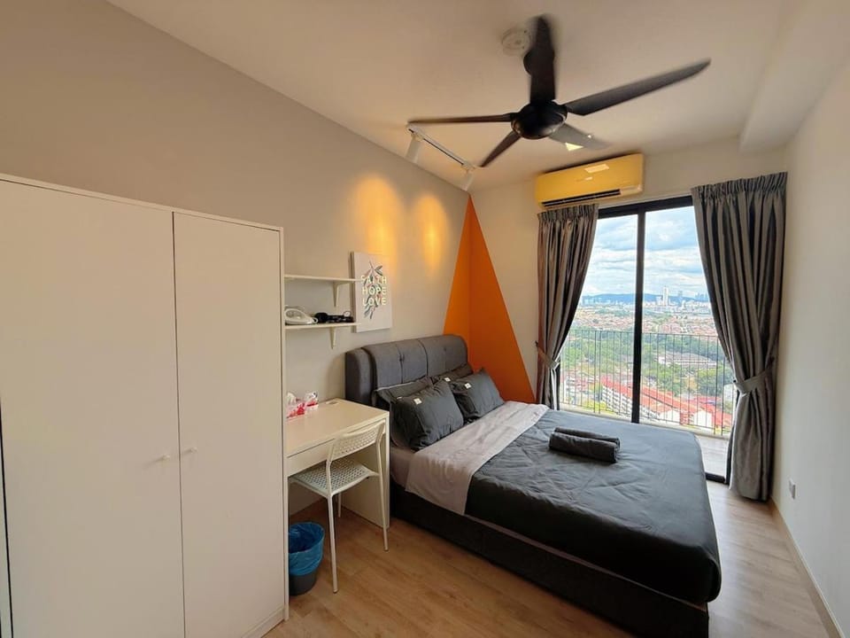 Bed, Bedroom, wardrobe, air conditioner