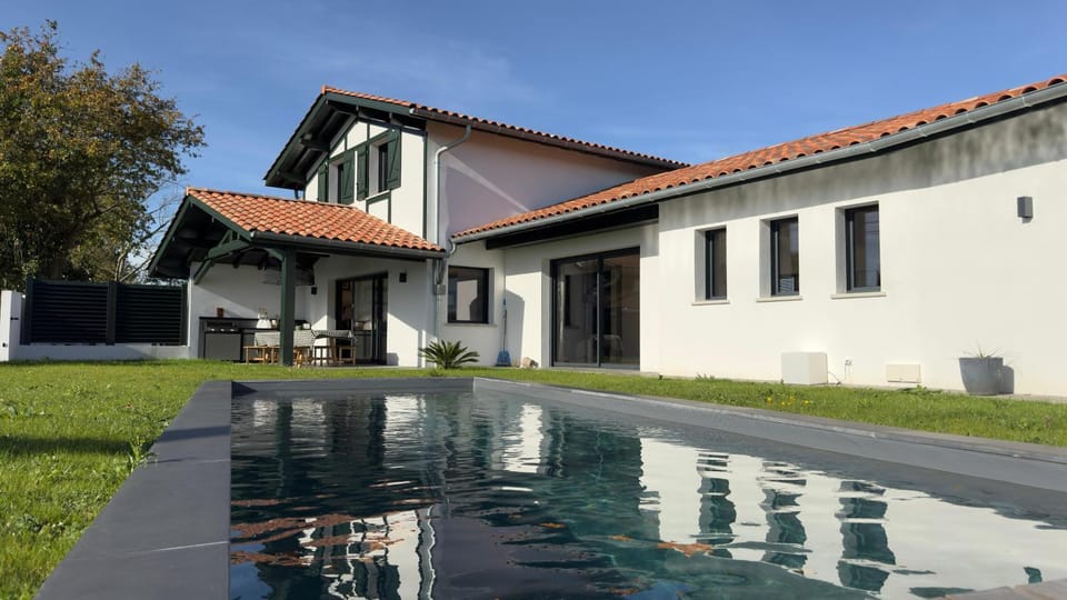 Villa Haizea proche Bidart Villa in French Basque Country