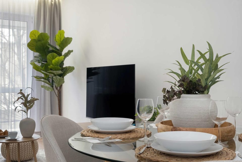 TV and multimedia, Food