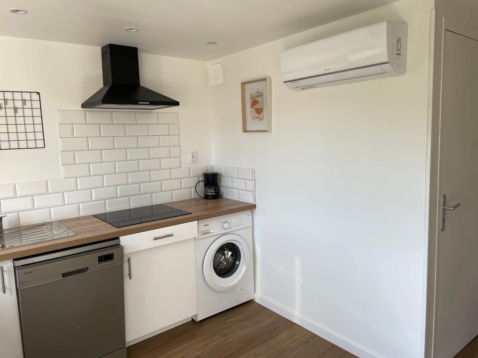 dishwasher, heating, oven, stove, washing machine, air conditioner, air conditioner