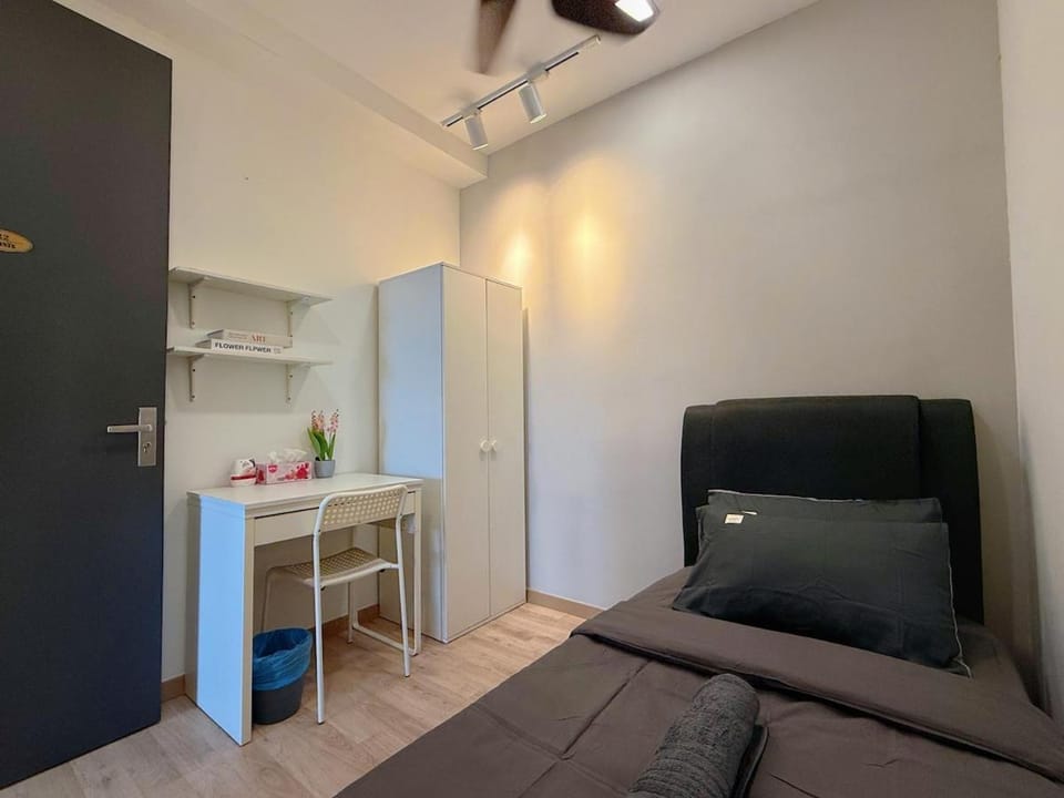 Bed, Bedroom, wardrobe