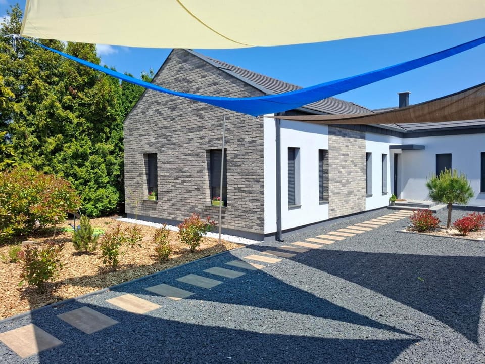 Offline Home House in Balatonszárszó