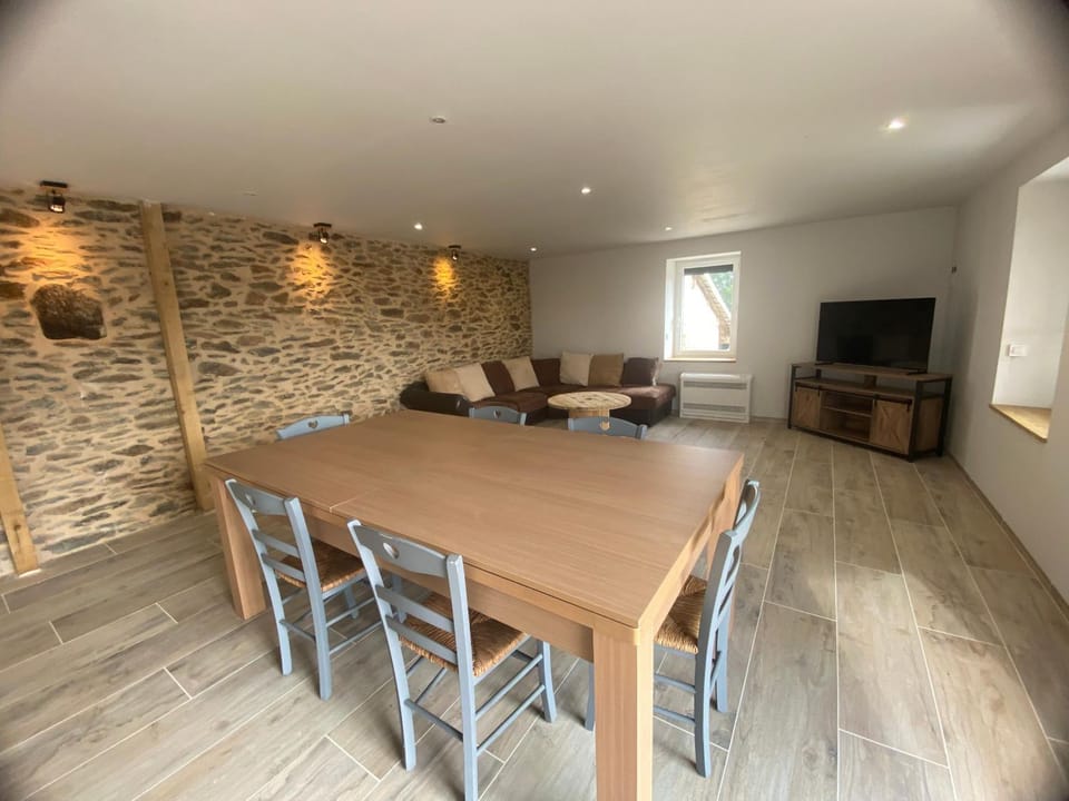 Gite de La Combette House in Occitanie
