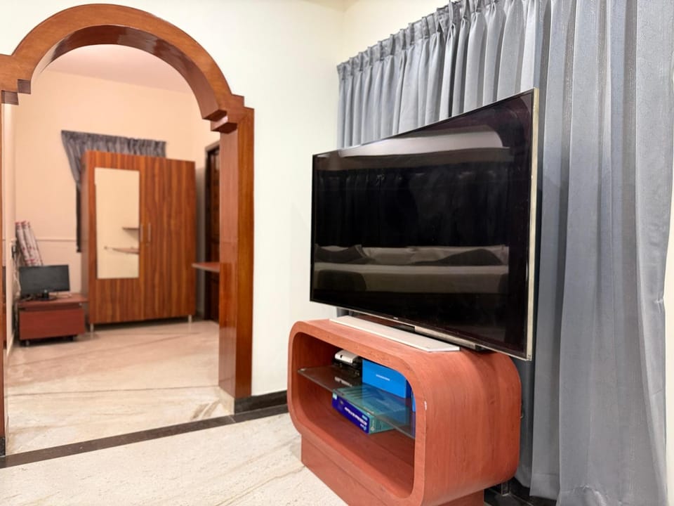 Living room, Entertainment
