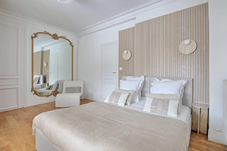 Tuileries Saint Honore 6P AC by Melvane Apartment in Paris