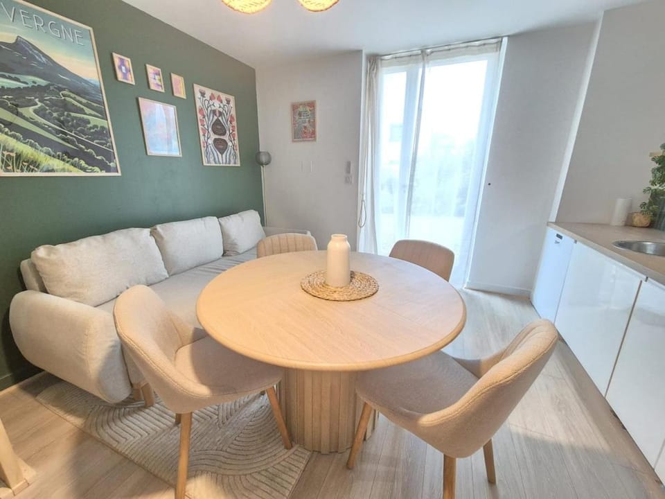 La Bâtisse de Chignat #Charme#Parking Apartment in Auvergne-Rhône-Alpes