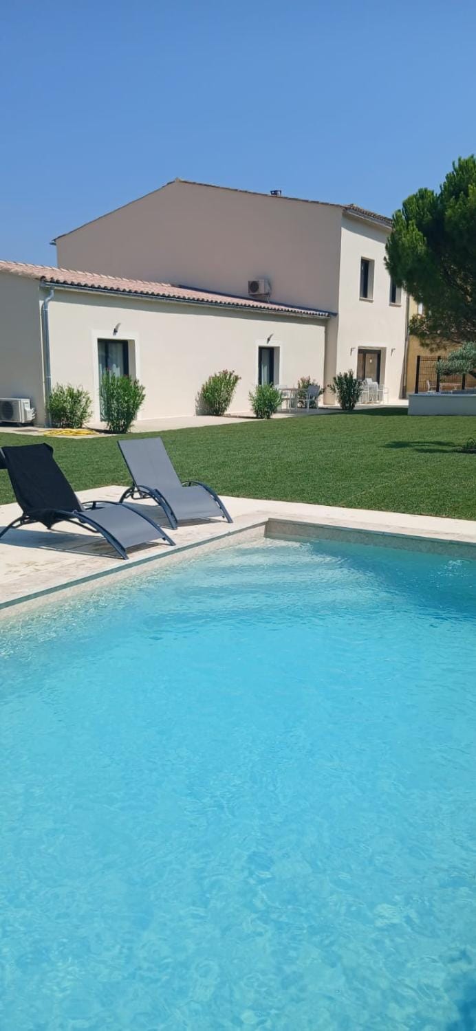 Property building, Swimming pool