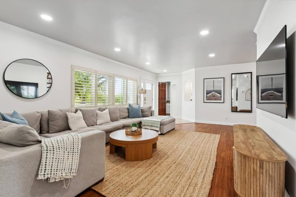 The Point by Coastline Vacation Rentals House in Mission Bay