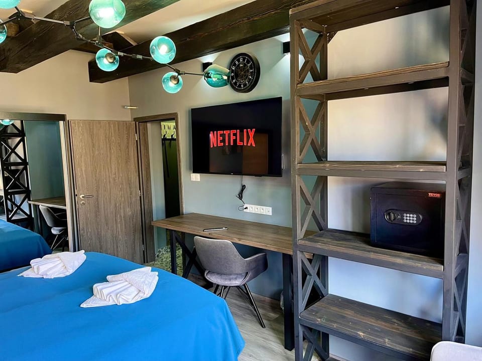 TV and multimedia, Bedroom