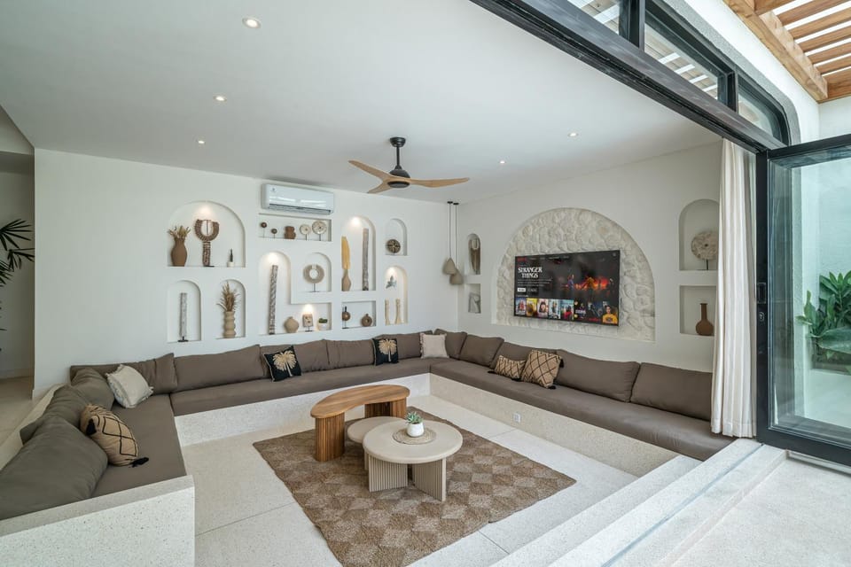 Amici Villas Pererenan - Modern & Private 3BR Pool Villas Villa in Mengwi