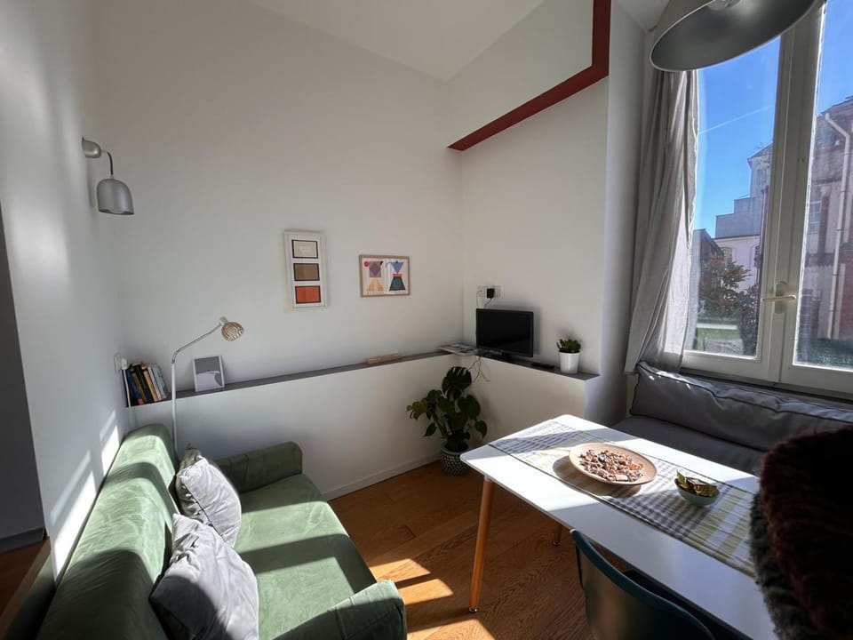 TV and multimedia, Dining area