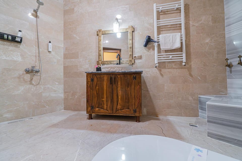 Shower, Bathroom, towels