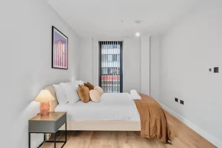 The Hartley Apartment in London Borough of Richmond upon Thames