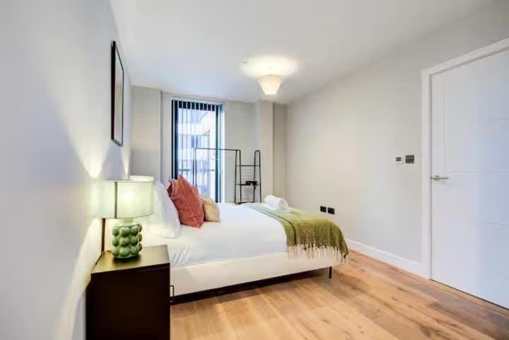 The Montague Apartment in London Borough of Richmond upon Thames