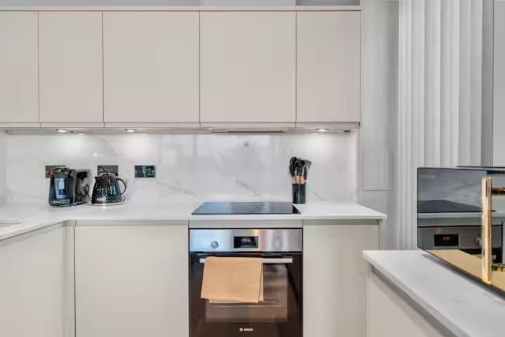 The Pembroke Apartment in London Borough of Richmond upon Thames