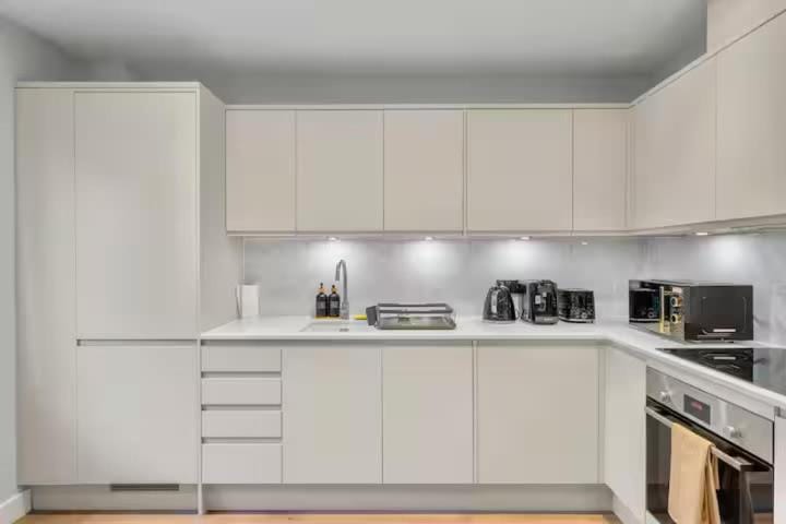 The Chelmsford Apartment in London Borough of Richmond upon Thames