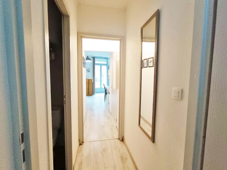 Le balcon du lac, T2 rénové, Balcon, vue lac, casier à ski Apartment in Catalonia