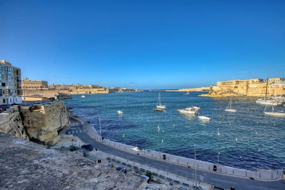 Studio in Historic Birgu House in Malta