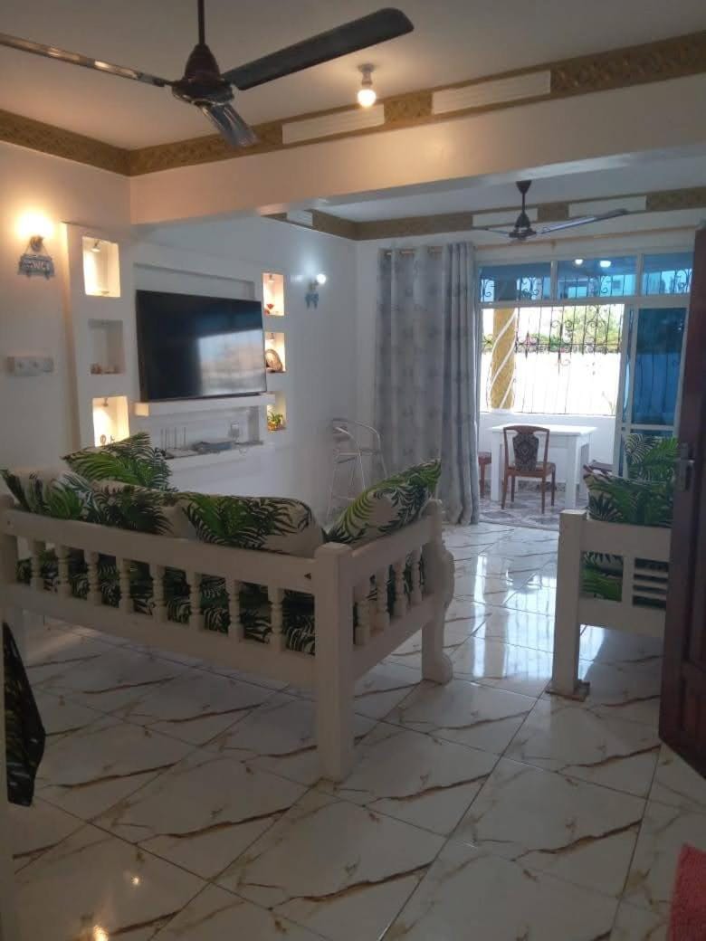 Majestik palms beach appartments Apartment in Kenya