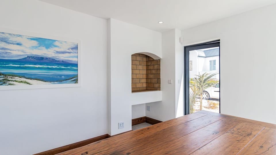 BBQ facilities, Dining area