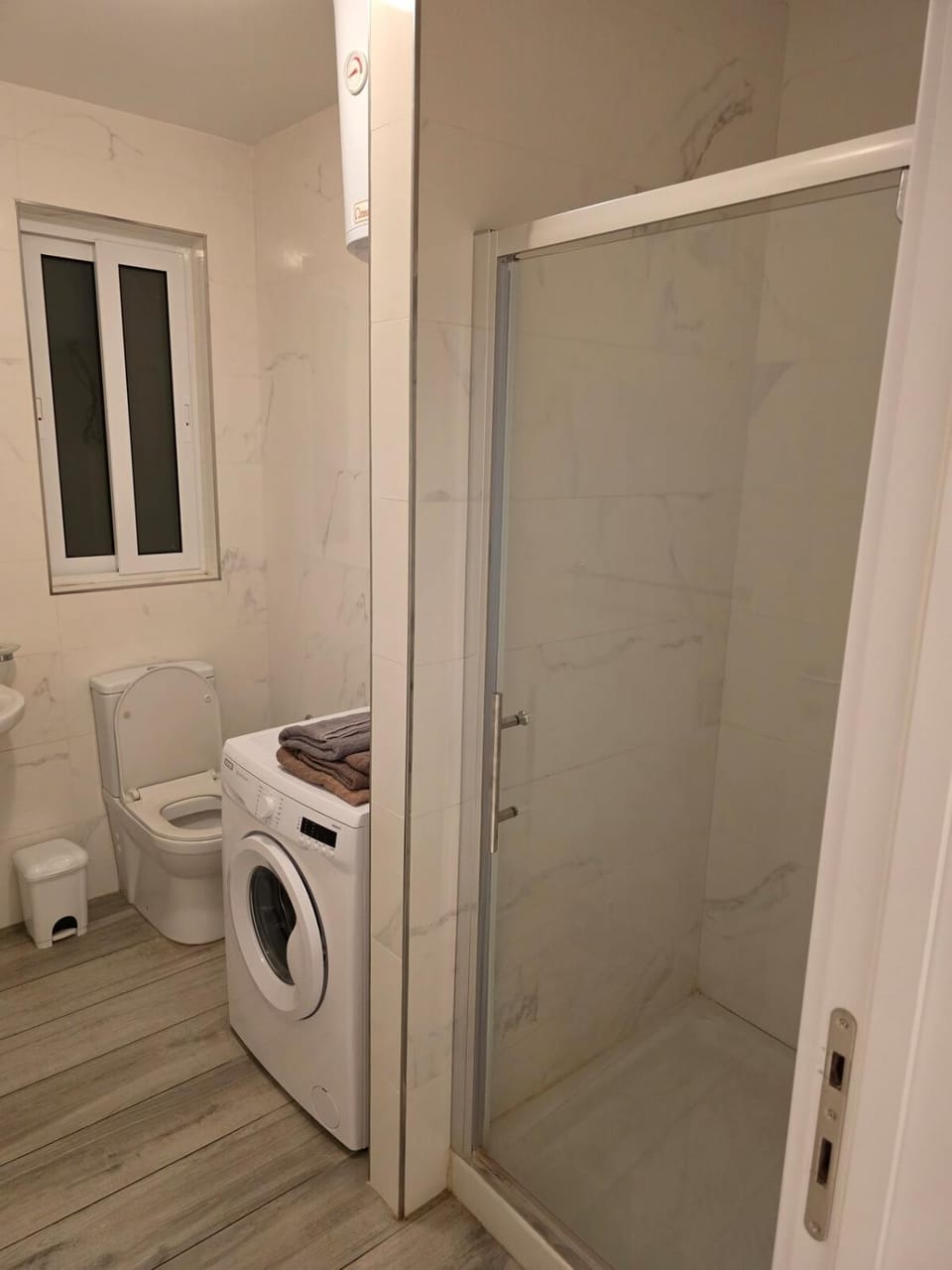 3bedroom Flat in Swieqi 5-minute walk to Paceville Apartment in Malta