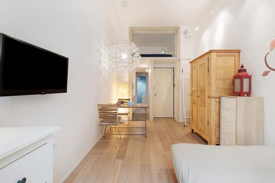 Property building, Living room