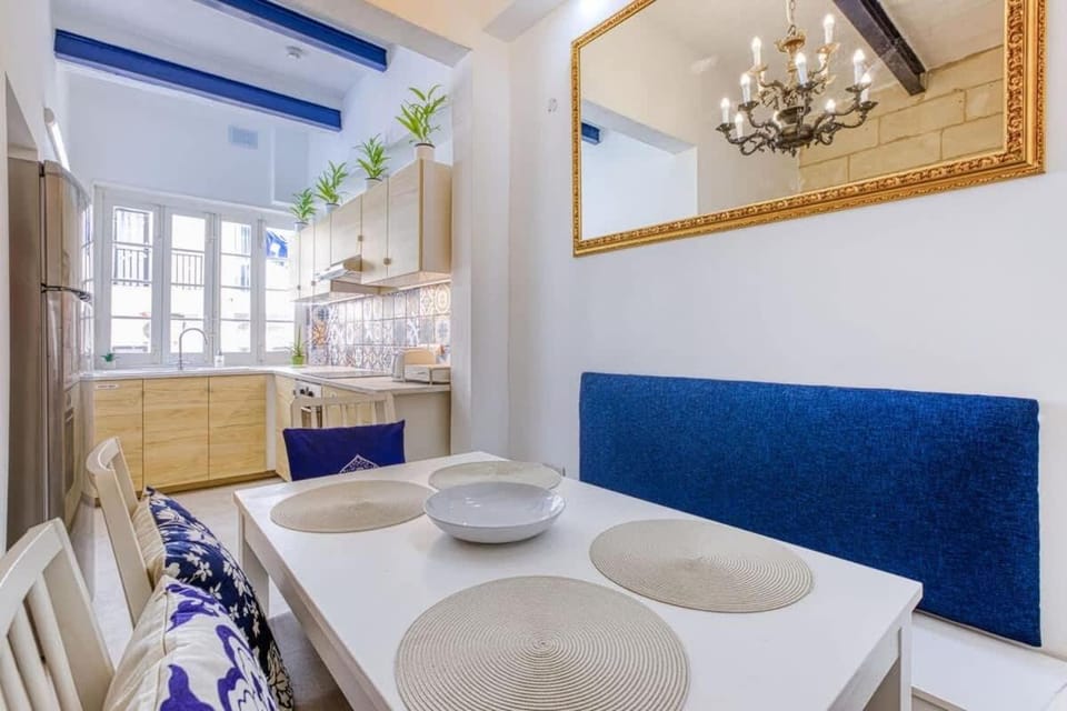 TwentySeven Homey Studio Near Sliema Promenade Apartment in Sliema