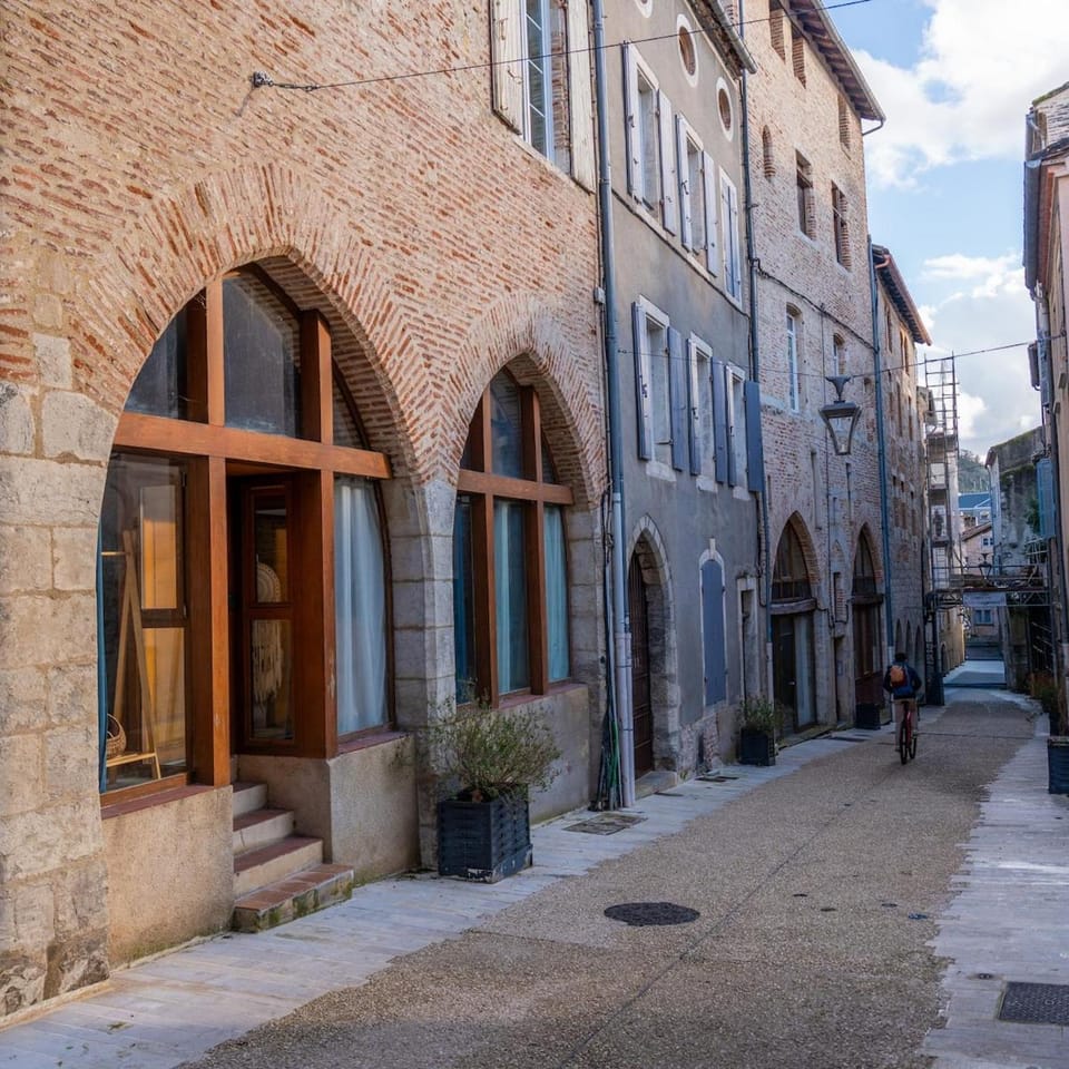 Grand appartement plein centre Apartment in Cahors