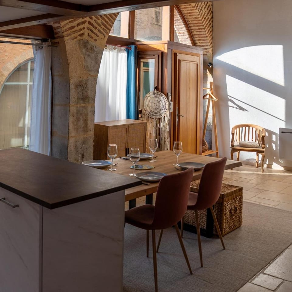 Grand appartement plein centre Apartment in Cahors