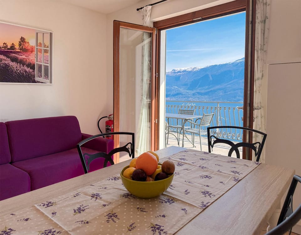 Balcony/Terrace, Living room, Dining area