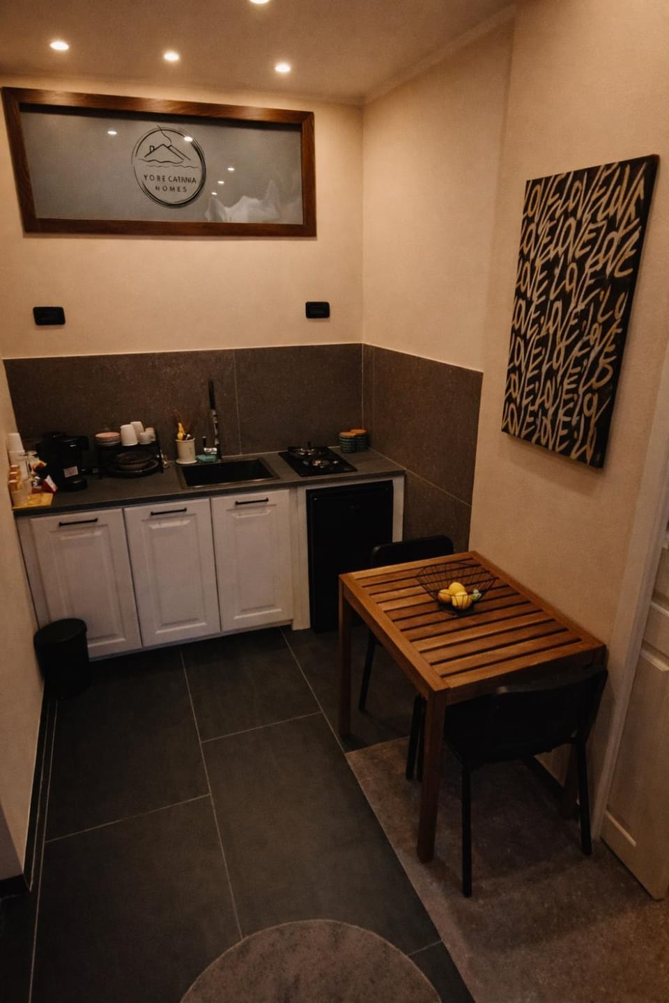 Kitchen or kitchenette