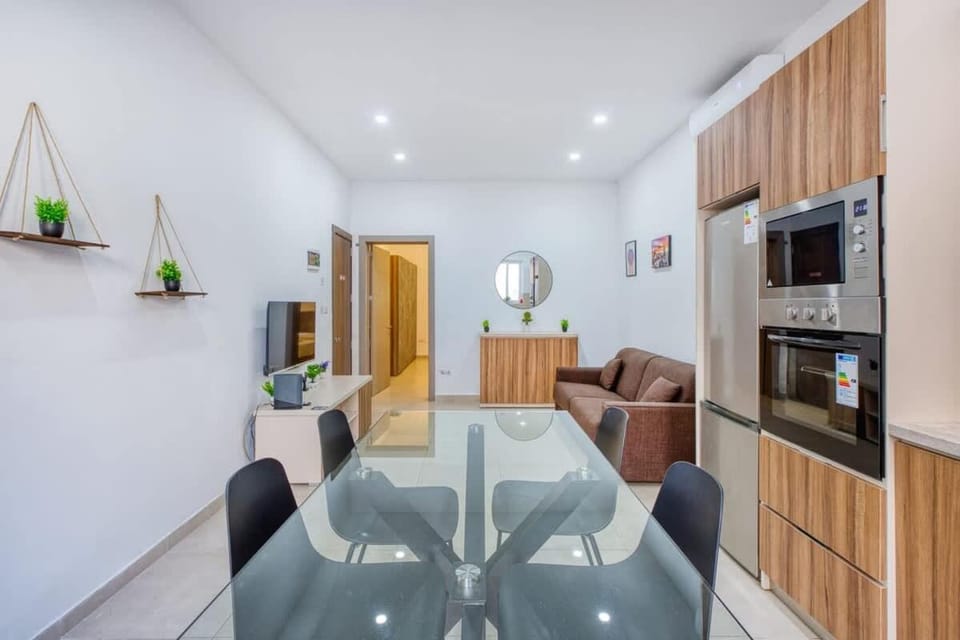Cosy Suite in Ta' Xbiex close to Promenade Apartment in Malta