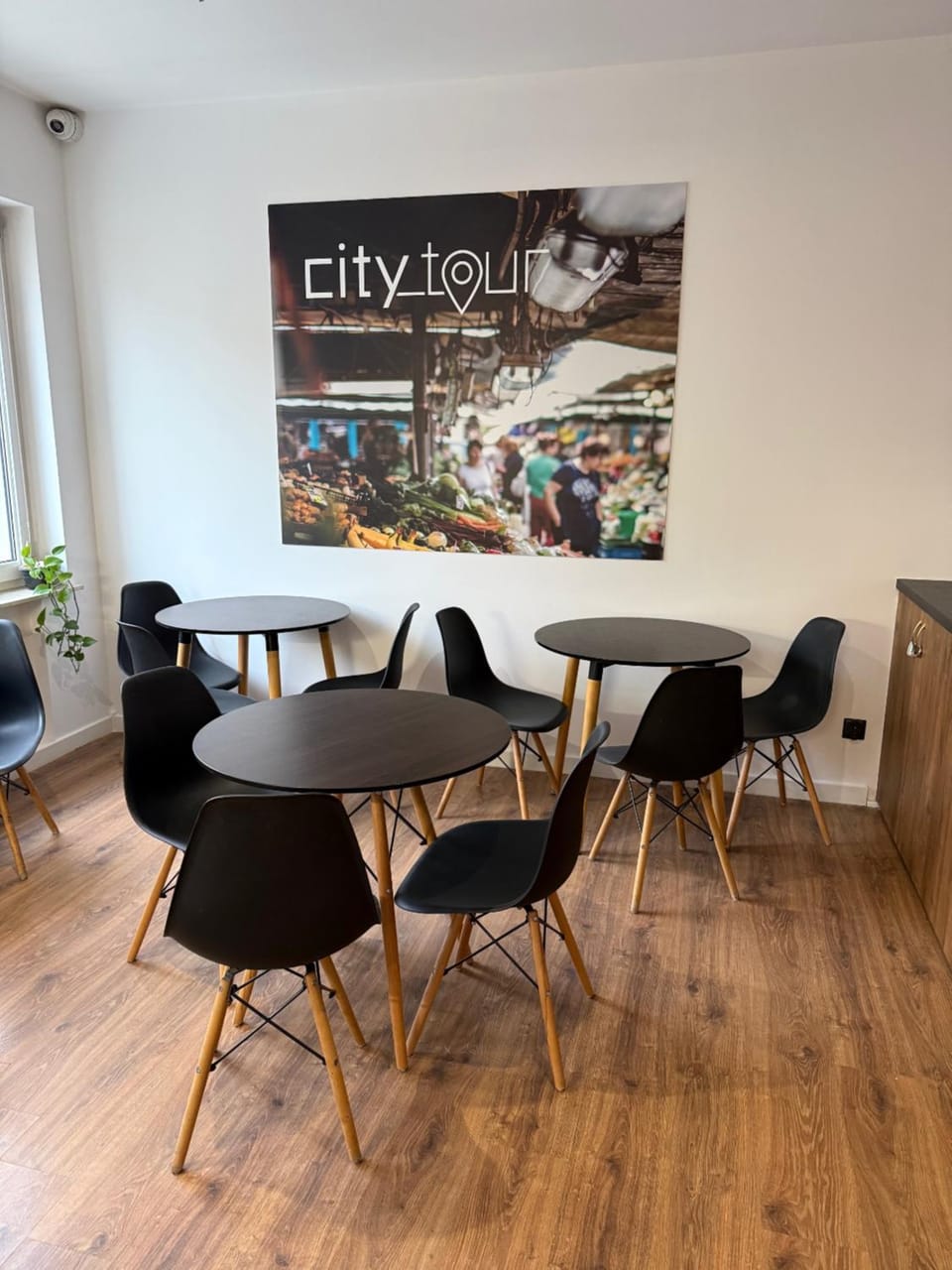 Seating area, Dining area, kitchen