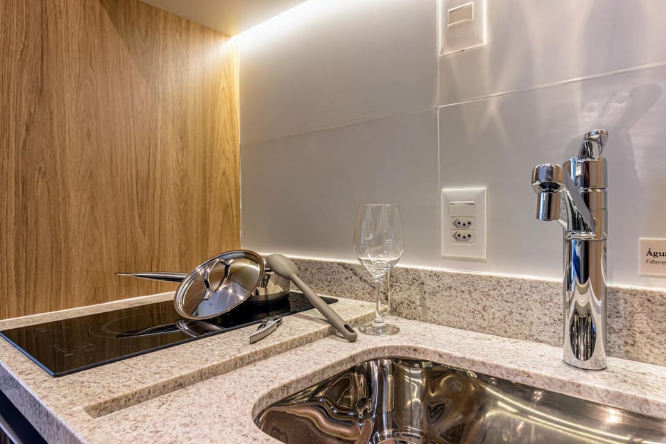 Day, Kitchen or kitchenette, stove