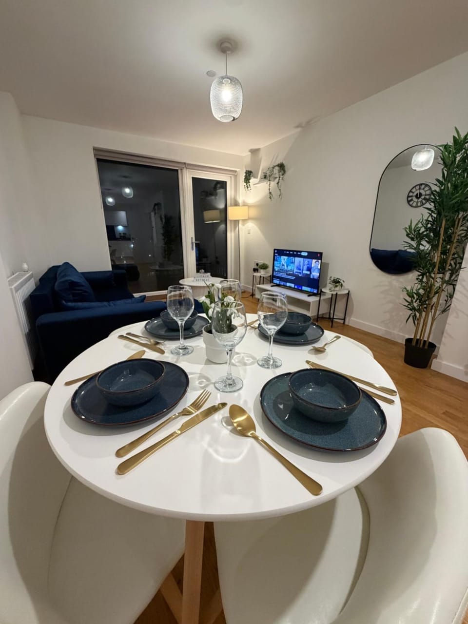Prestige London Apartment Balcony Views Apartment in London