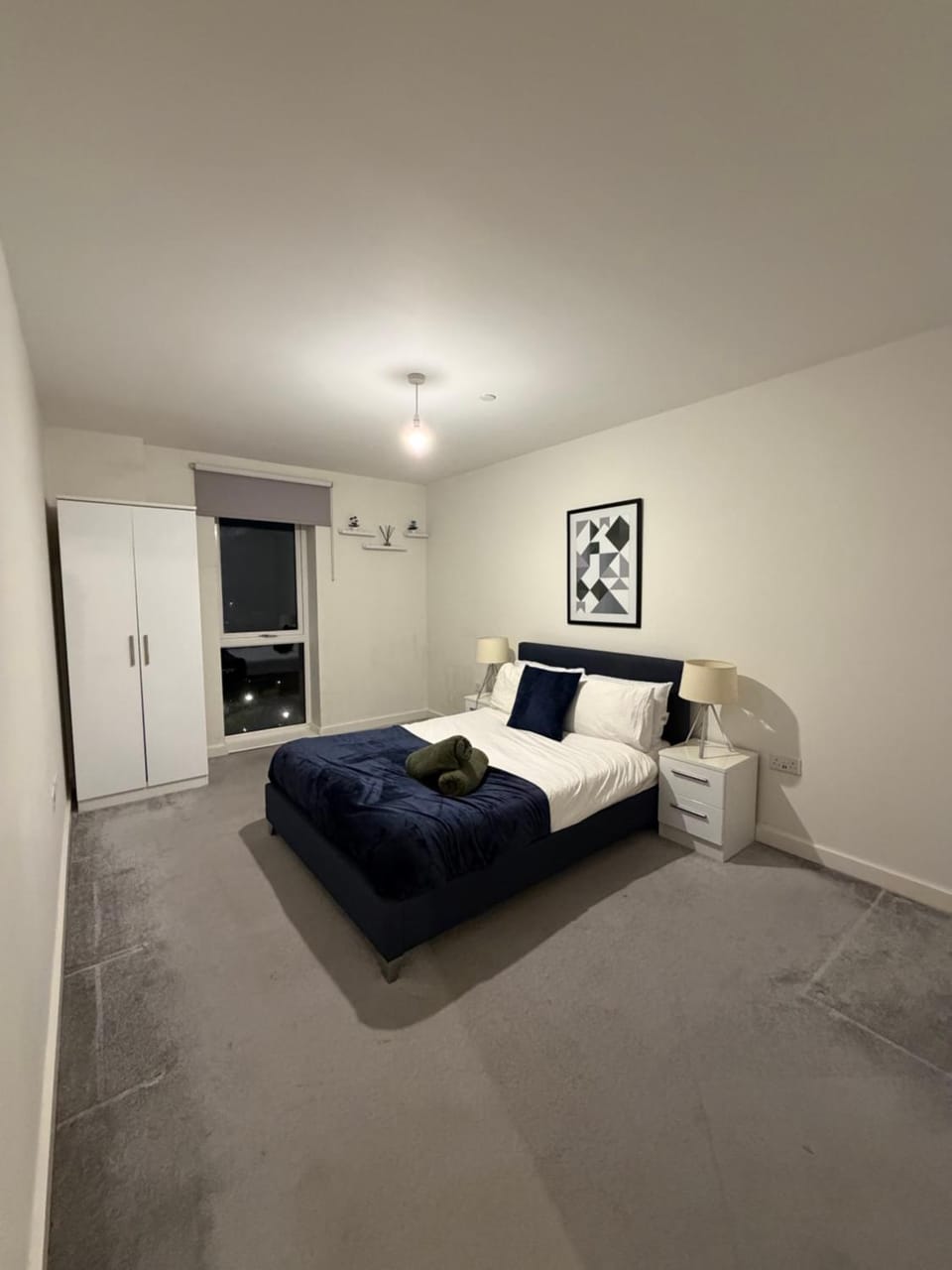 Prestige London Apartment Balcony Views Apartment in London
